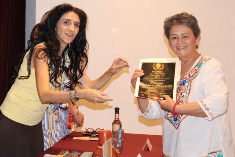 Entregan premios a los galardonados del Concurso «Turismo Responsable»