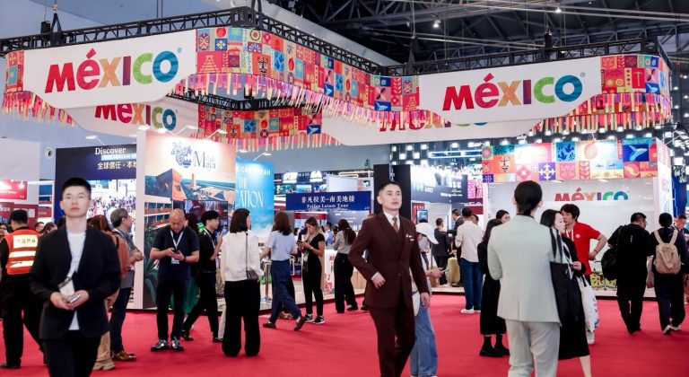 Michoacán muestra su riqueza cultural y gastronómica en feria turística en Asia