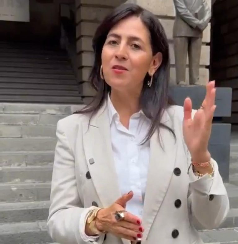 Deja Gabriela Molina la SEE: presenta su renuncia para buscar candidatura a gubernatura