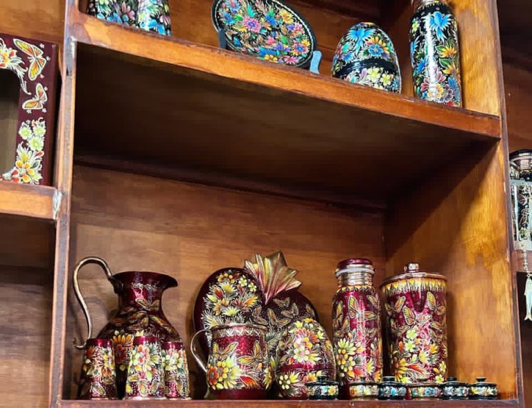 Michoacán lleva su arte popular a vitrinas emblemáticas de la CDMX