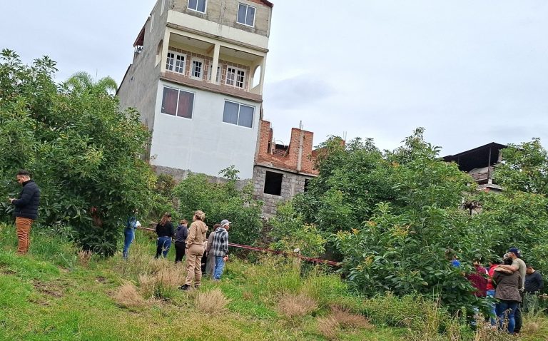 Ebrio sujeto muere al caer de la azotea de su casa, en Peribán