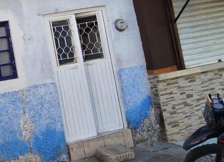Hombre se corta una pierna y muere desangrado, en vivienda de Jacona