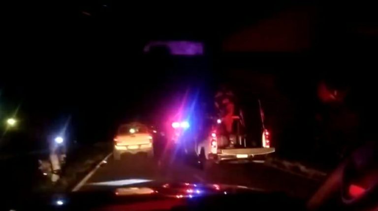 Una mujer sin vida y un menor lesionado tras ser arrollados a bordo de su moto
