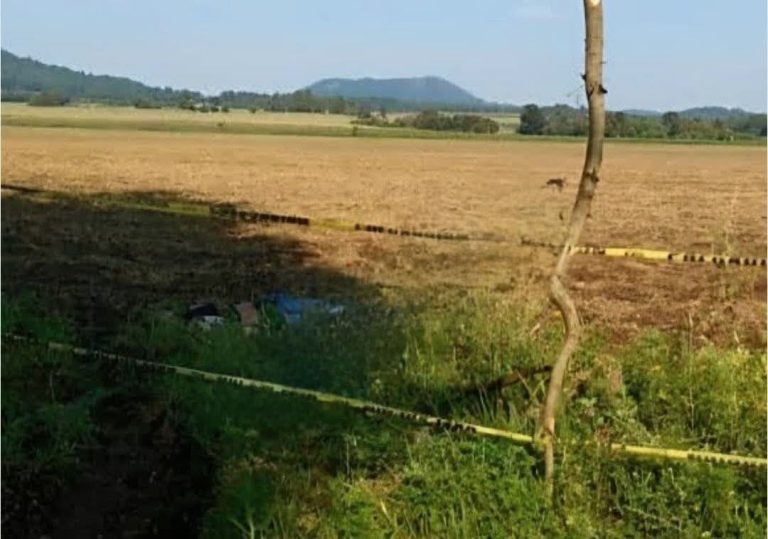 Hallan cadáver de un masculino en arroyo de Charapan