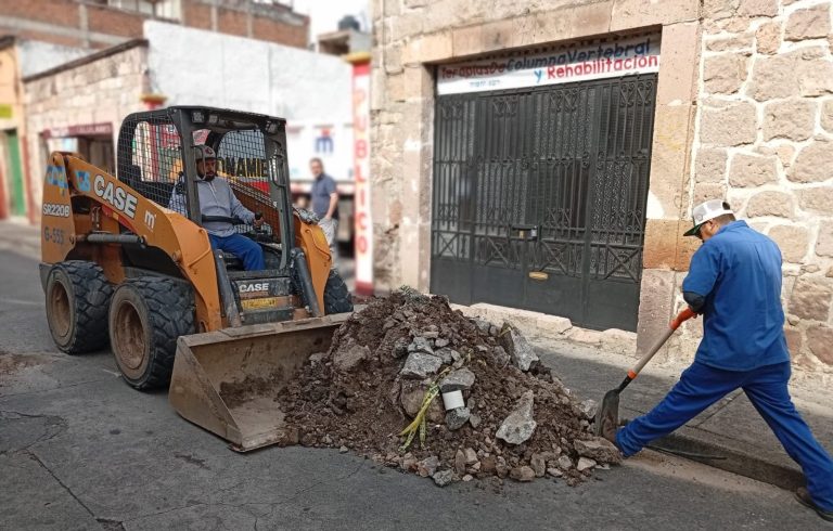 Da Ooapas seguimiento integral a trabajos con retiro de escombro en distintos puntos de Morelia