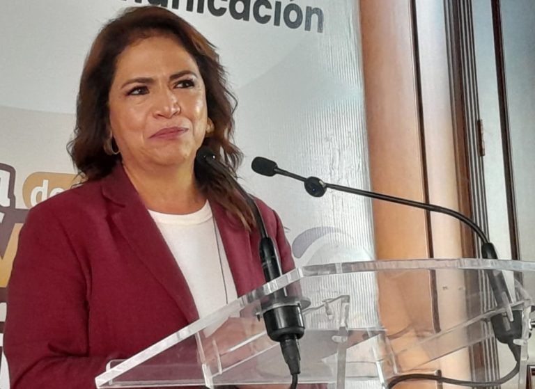 Fabiola Alanís, la que menos respuestas negativas de ciudadanos ha obtenido en encuestas aplicadas por MORENA