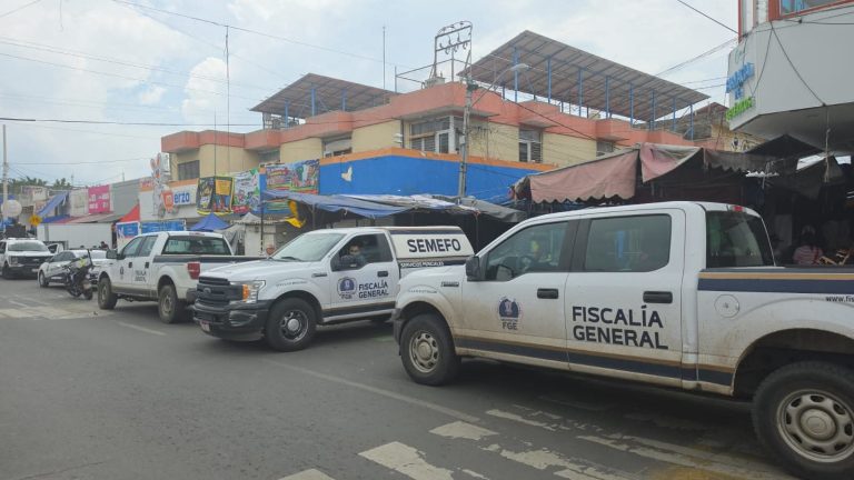 Un hombre asesinado y una mujer herida a balazos, en el Mercado Hidalgo de Zamora