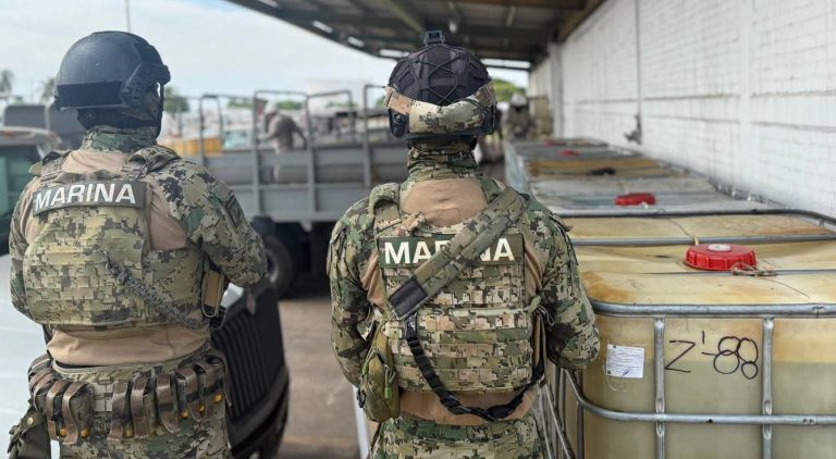 Aseguran cerca de 7 mil 900 litros de hidrocarburo durante operativo en Arteaga