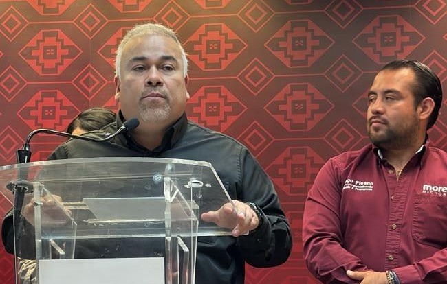 Cierra filas Morena con gobernador y lanza ofensiva política contra Juan Carlos Barragán