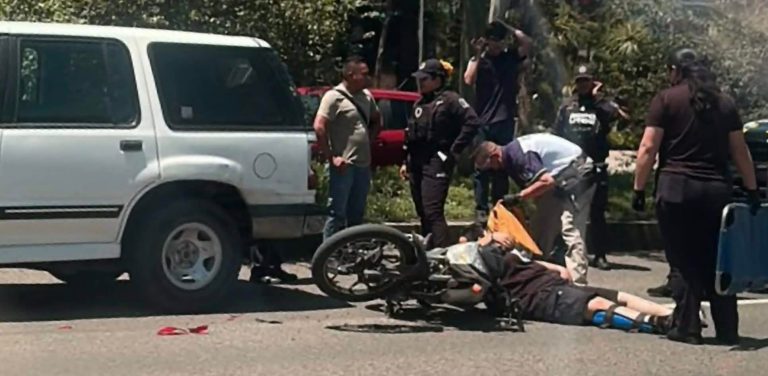 Motociclista choca contra camioneta en la avenida Madero Poniente de Morelia