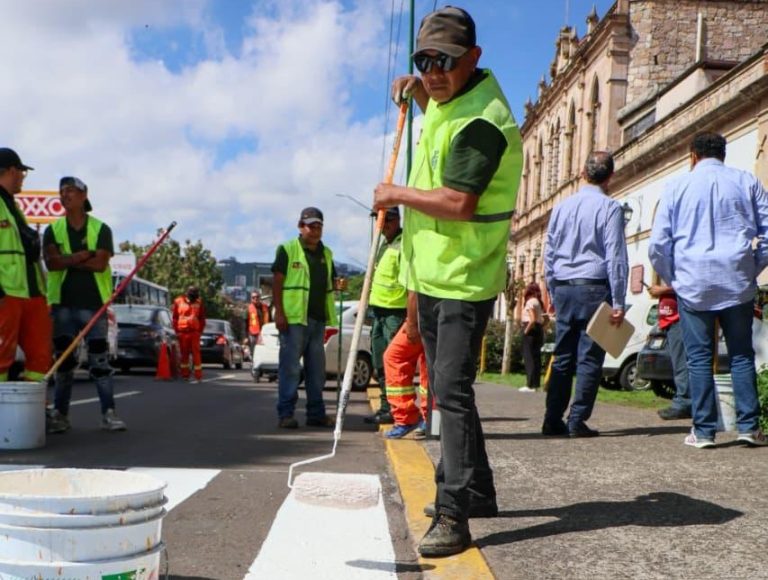 Inician trabajos de balizamiento en avenida Ventura Puente