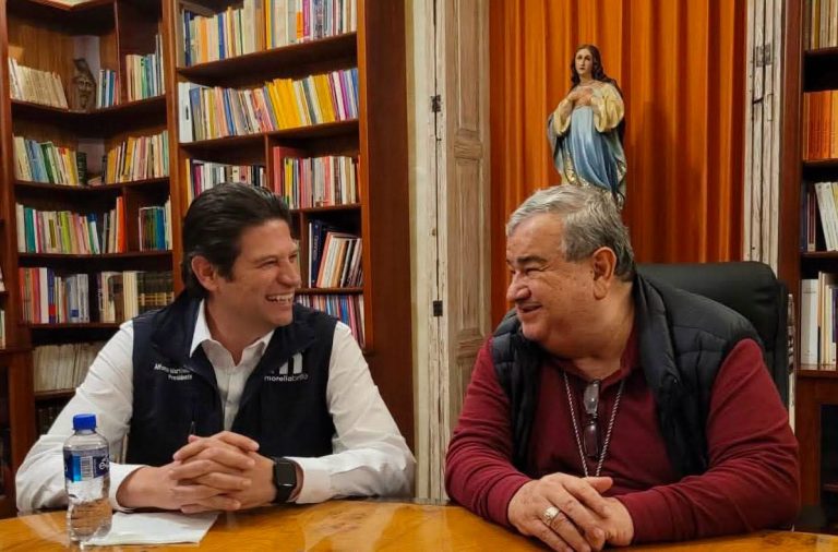 Lamenta alcalde la muerte del arzobispo Carlos Garfias 
