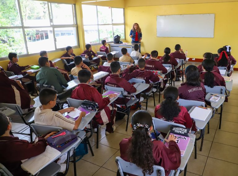Ciclo escolar arrancará con 1.2 millones de estudiantes y 555 plazas docentes asignadas