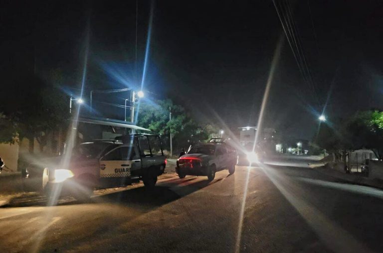 Dos muertos a balazos y otro fallecido por infarto, saldo de agresión armada en Apatzingán 
