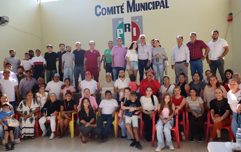 Reincorporación de Lisbeth Guízar al PRI, muestra de reconciliación y unidad en Apatzingán