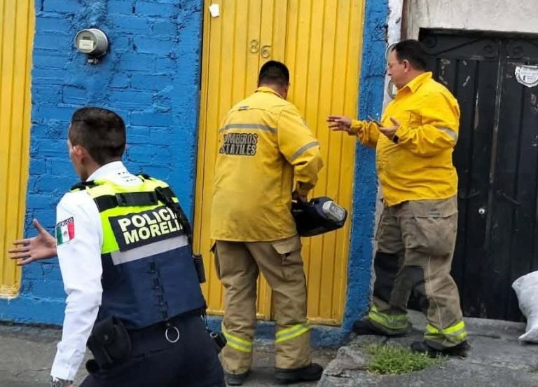 Rescatan a adulta mayor que permanecía encerrada en domicilio de Morelia