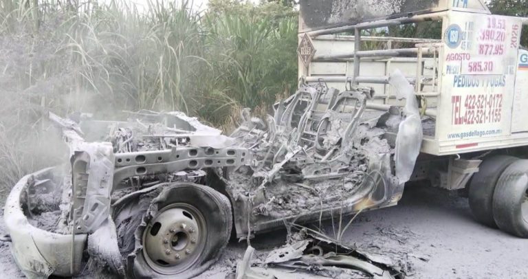 Se incendia camioneta repartidora de gas, en “La Nueva Jerusalén”