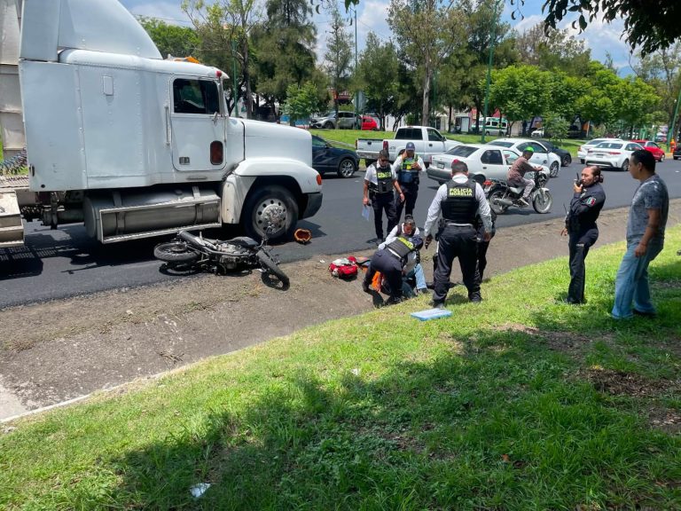 Motociclista sufre accidente en el Libramiento Oriente de Morelia