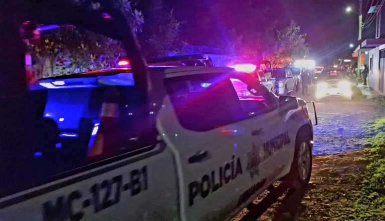 Localizan cadáver putrefacto en el Cerro de la Cruz, al norte de la ciudad de Uruapan