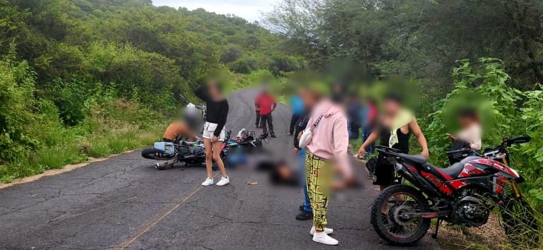 Mueren tres jóvenes tras choque de motocicletas en Tarímbaro; hay un herido