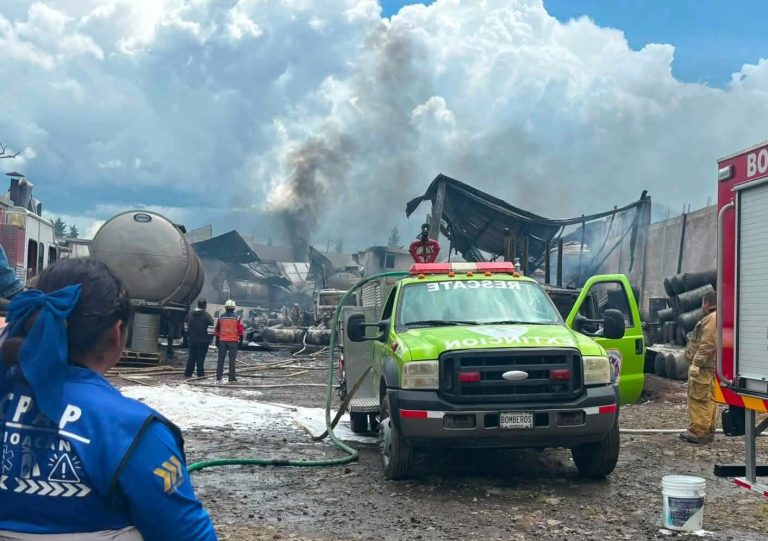 Explosión e incendio en empresa de manejo de residuos químicos, en Ciudad Hidalgo