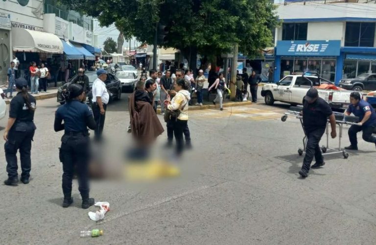 Motociclista se da a la fuga tras atropellar a dos menores, en La Piedad
