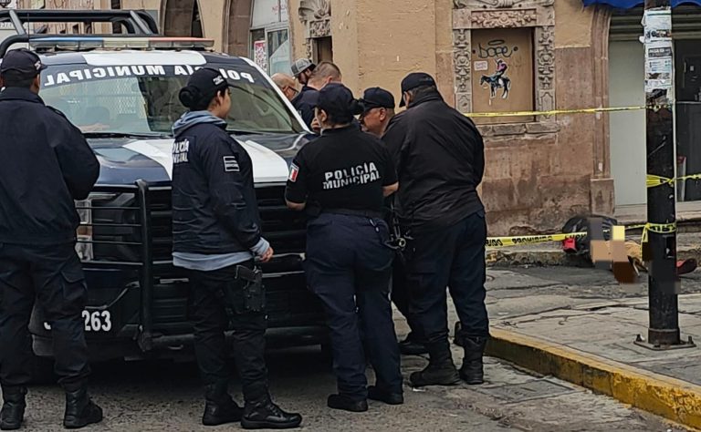 Hombre muere en la vía pública del Centro de La Piedad