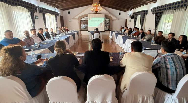 Avanzan en el Reglamento de la Ley de Turismo