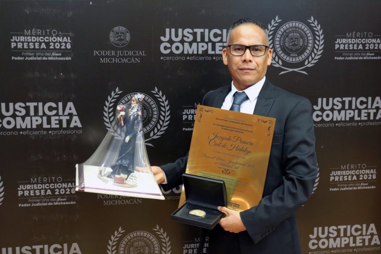 Entregan Presea Jurisdiccional 2026 a jueces y personal del Poder Judicial