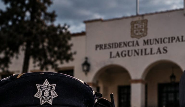 Denuncia familia de policía municipal de Lagunillas asesinado en cumplimiento del deber , nulo apoyo del Ayuntamiento
