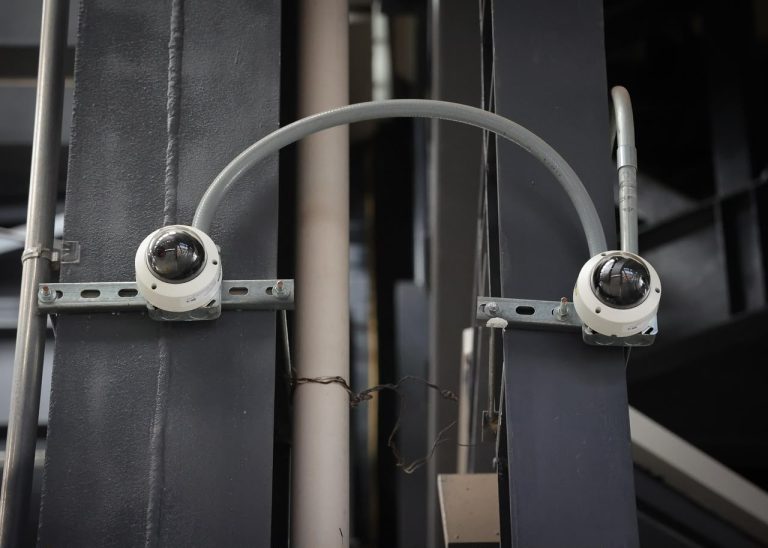 Instalarán cámaras de videovigilancia conectadas al C5 en estaciones e inmediaciones del Morebús