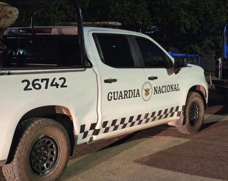 Hombre es baleado frente al templo de San Miguel, en Uruapan