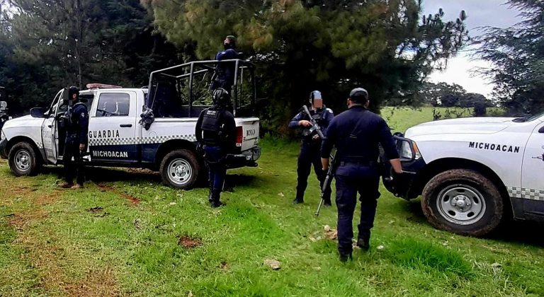Agresión armada contra policías deja un presunto atacante muerto en Penjamillo