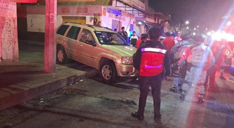 De 10 balazos matan automovilista por fuera del mercado La Charanda, en Uruapan