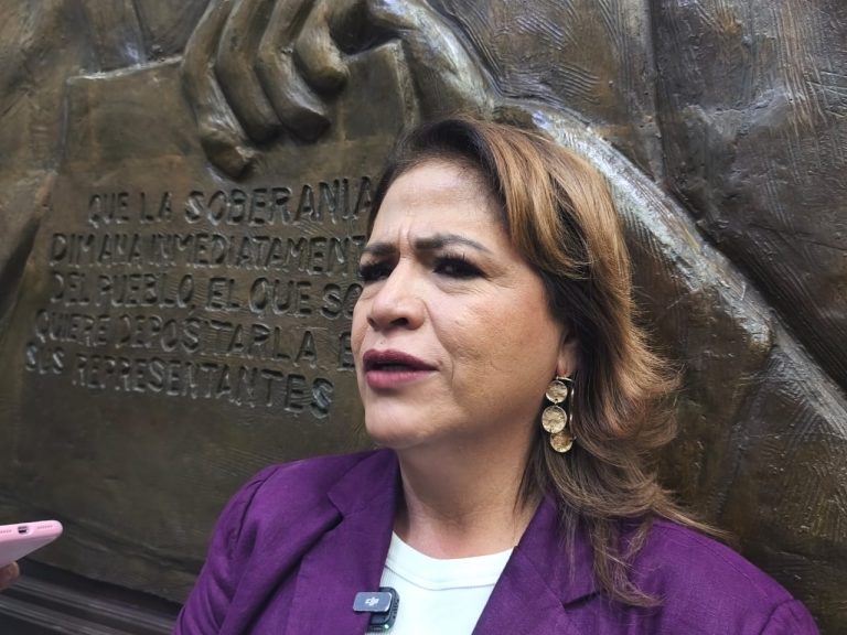  Israel Vega queda fuera del proceso por la FGE al no acreditar 10 años como abogado