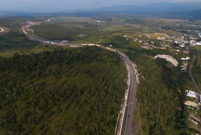 Inauguran primer tramo del segundo periférico de Morelia