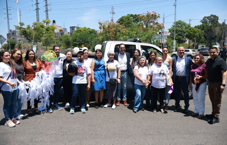 Entrega Policía Morelia una patrulla en comodato a Madres Buscadoras