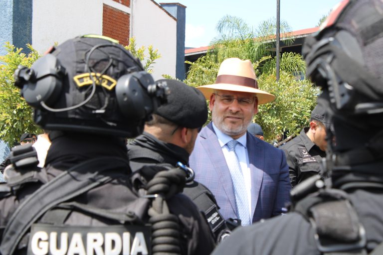 Tenemos las armas para hacer frente a cualquier reto que nos ponga la delincuencia, gobernador