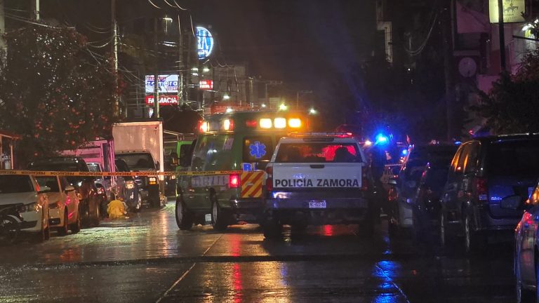 Ataque en bar de Zamora deja 4 hombres y una mujer asesinados, así como 3 masculinos heridos
