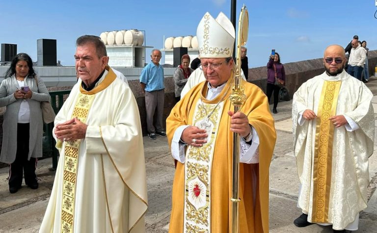 Alerta Obispo de Zamora a pobladores de dos agrupaciones falsas en la Diócesis, que no son católicas