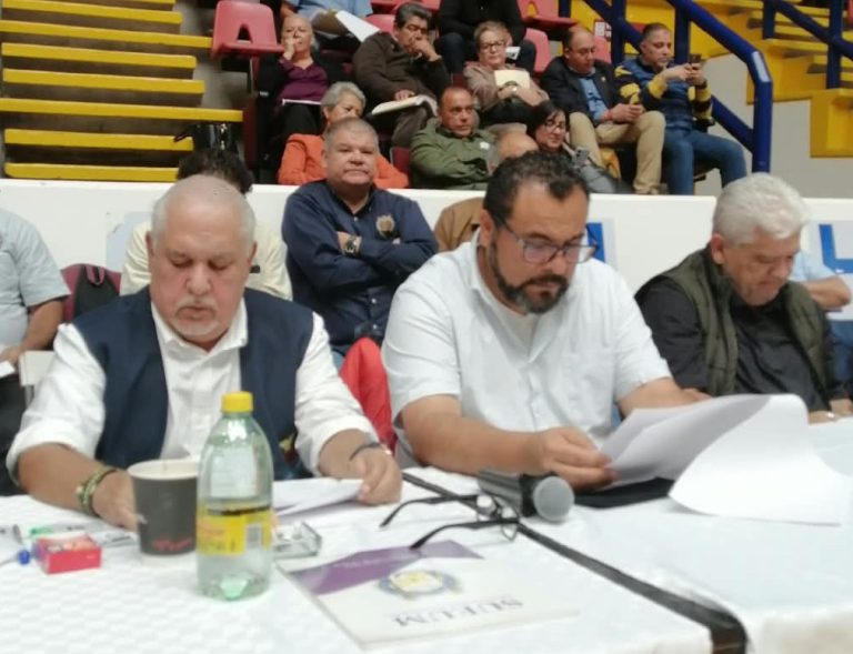 Emplaza SUEUM a huelga por revisión contractual 2027