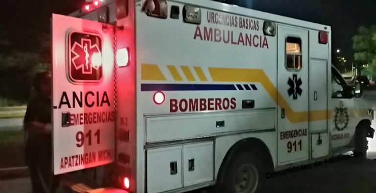 Joven motociclista muere en hospital, tras accidentarse en la Apatzingán–Cuatro Caminos